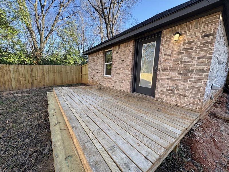 Exterior details and patio area of a home in , Mineola (Image 3).