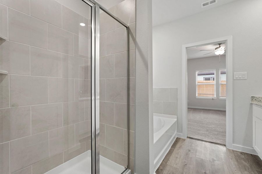 Image 23 of a home in Lexington Heights.