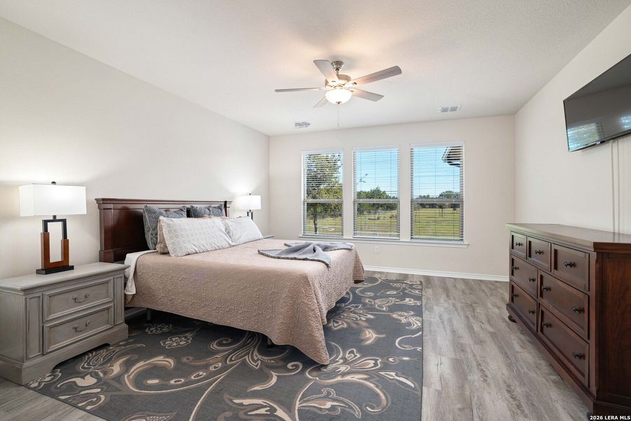 Furnished interior view inside a new home in , Bandera (Image 6).