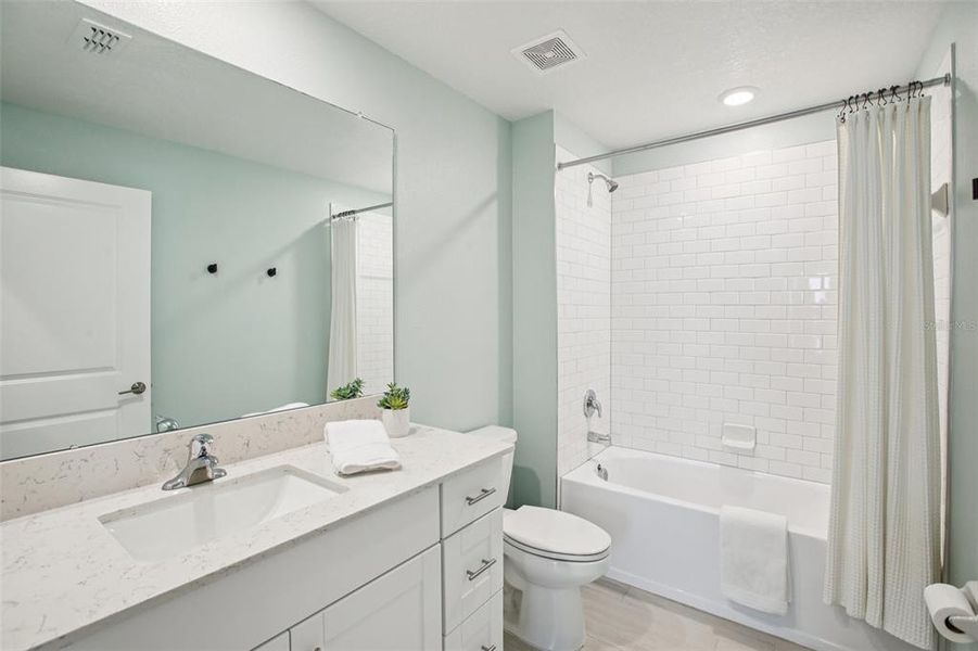 Furnished interior view inside a new home in , Land O' Lakes (Image 28).