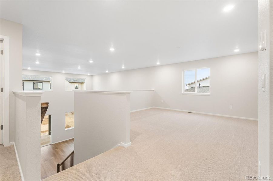 Spacious, unfurnished interior of a new home in Harvest Crossing, Aurora (Image 16).