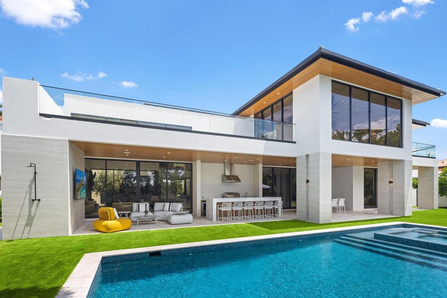 POOL / PATIO POOL / PATIO