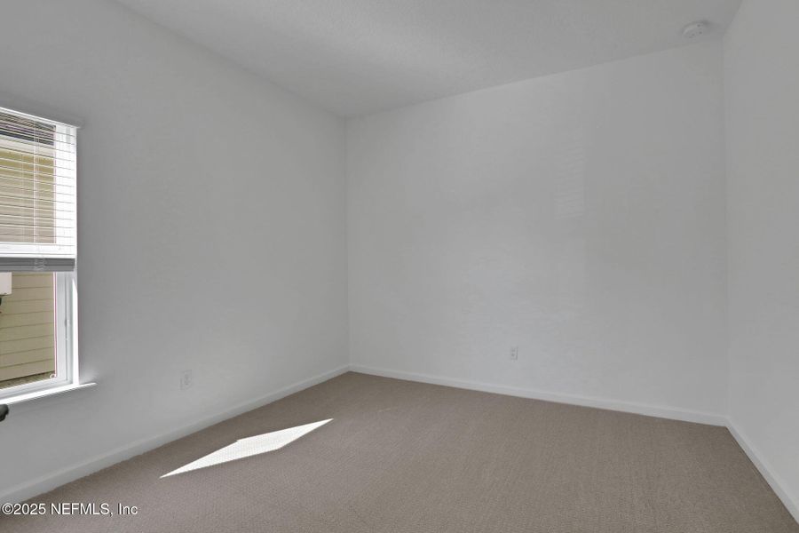 Spacious, unfurnished interior of a new home in Jennings Farm, Middleburg (Image 18). Spacious, unfurnished interior of a new home in Jennings Farm, Middleburg (Image 18).
