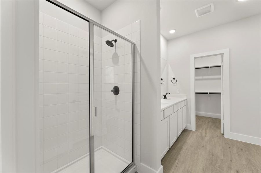 20. 705 Wilderness - Bath