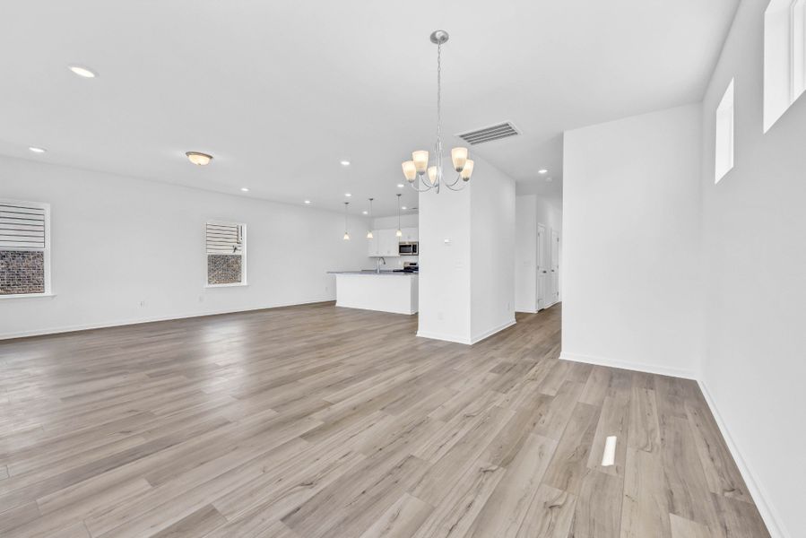 Spacious, unfurnished interior of a new home in The Oaks, Clarksville (Image 14). Spacious, unfurnished interior of a new home in The Oaks, Clarksville (Image 14).