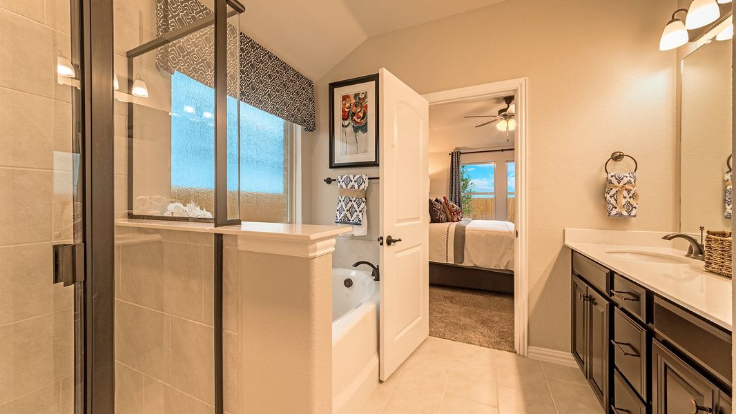 Furnished interior view inside a new home in Lake Pointe, Little Elm (Image 10). Furnished interior view inside a new home in Lake Pointe, Little Elm (Image 10).