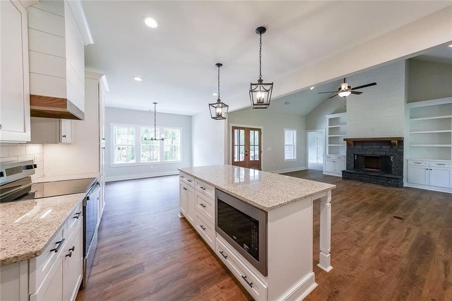 Furnished interior view inside a new home in , Rockmart (Image 9).