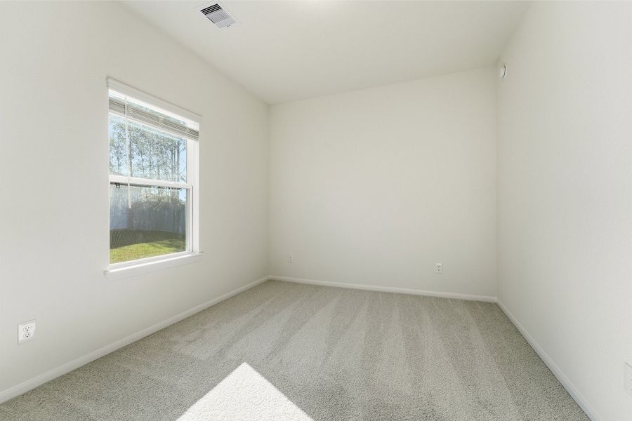 Spacious, unfurnished interior of a new home in Magnolia Springs, Montgomery (Image 37).