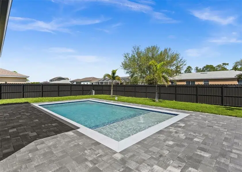 Exterior details and patio area of a home in , Cape Coral (Image 31). Exterior details and patio area of a home in , Cape Coral (Image 31).