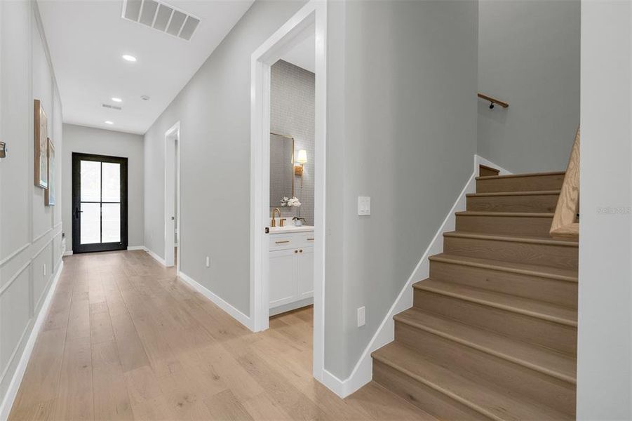Spacious, unfurnished interior of a new home in , Orlando (Image 22).