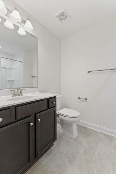 Representative furnished interior of a home built from the Cayman by Keystone Homes NC in Weybridge, Burlington (Image 20). Representative furnished interior of a home built from the Cayman by Keystone Homes NC in Weybridge, Burlington (Image 20).