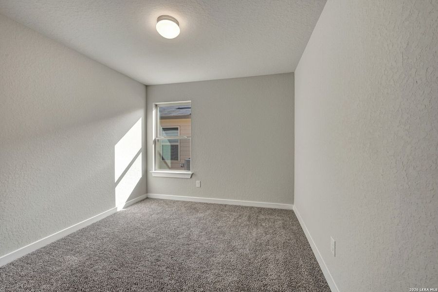 Spacious, unfurnished interior of a new home in Winding Brook, San Antonio (Image 24).