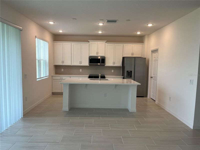 Kitchen / Dining Area