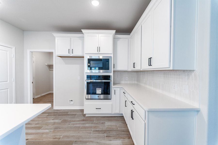 Furnished interior view inside a new home in Lago Mar, Texas City (Image 7). Furnished interior view inside a new home in Lago Mar, Texas City (Image 7).