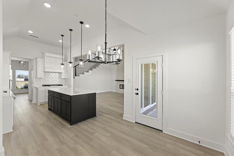 15. 1322 Comal - Nook (2) 15. 1322 Comal - Nook (2)