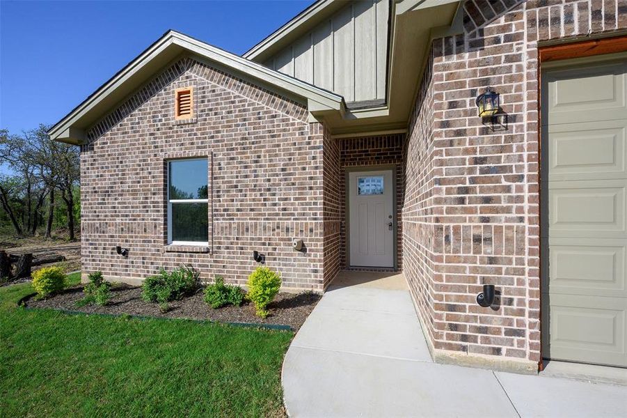 Exterior details and patio area of a home in , Mineral Wells (Image 2). Exterior details and patio area of a home in , Mineral Wells (Image 2).