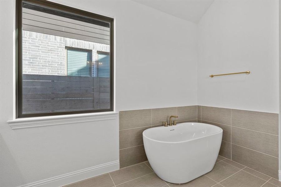 DAL_Painted Tree_Mineola_3916 Attwater Street (27)