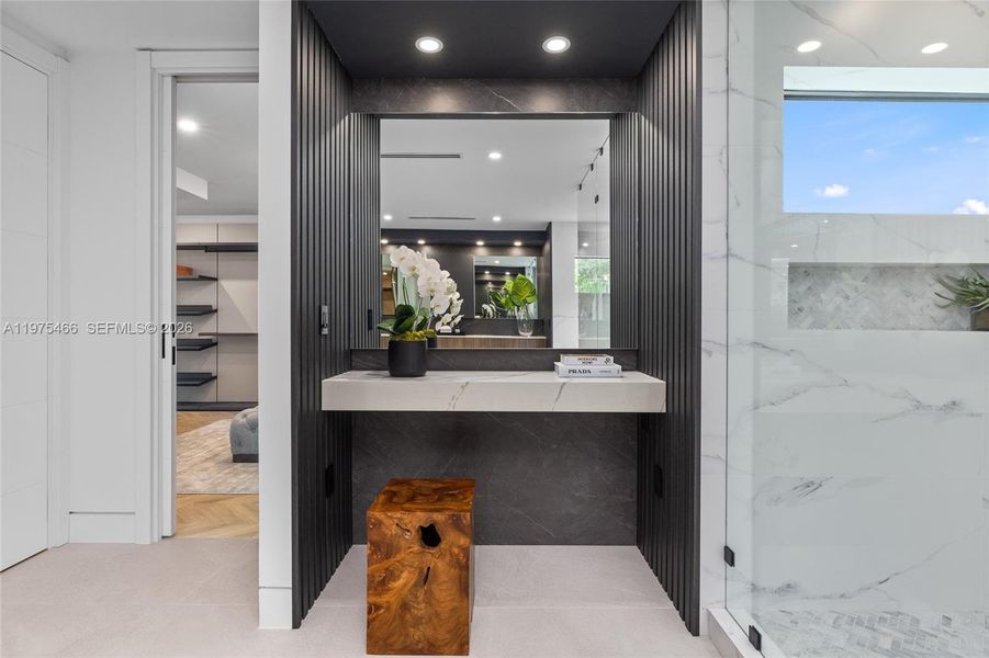 Furnished interior view inside a new home in , Pinecrest (Image 47).