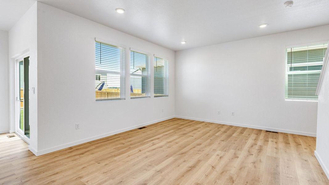 Spacious, unfurnished interior of a new home in Prairie Song, Windsor (Image 11). Spacious, unfurnished interior of a new home in Prairie Song, Windsor (Image 11).