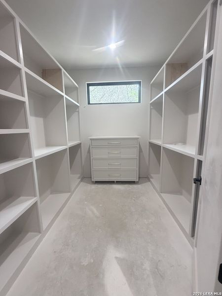 Image 40 of a home in .