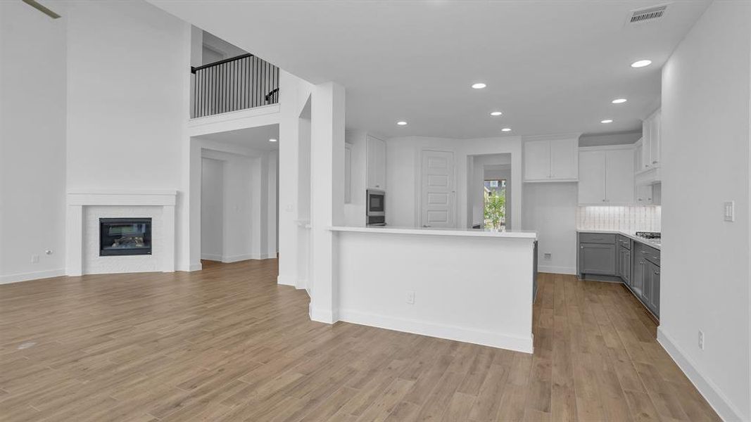 Image 19 of a home in Valencia 70'.