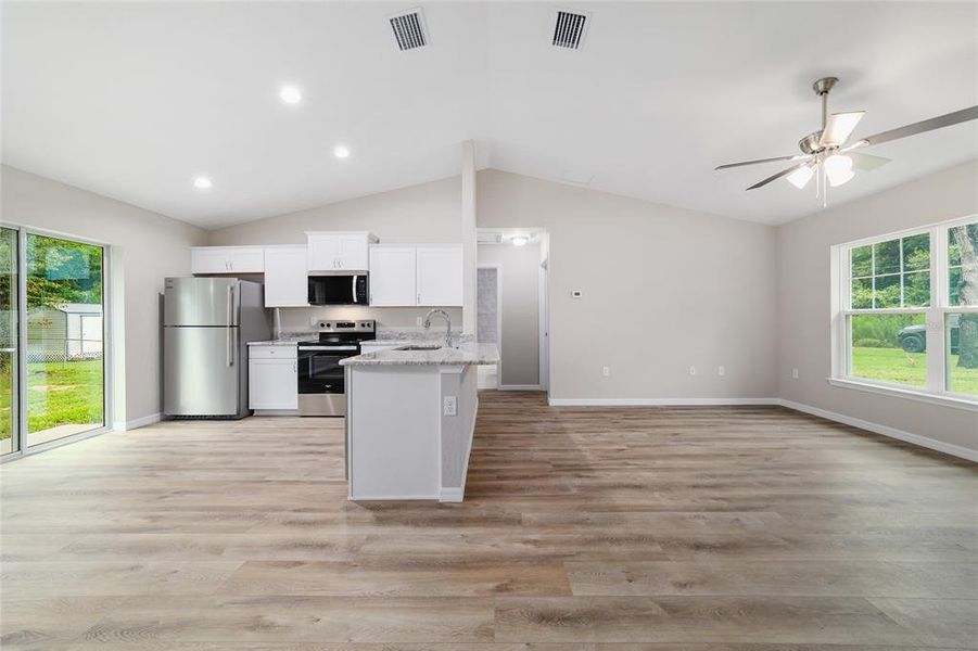 Image 22 of a home in .