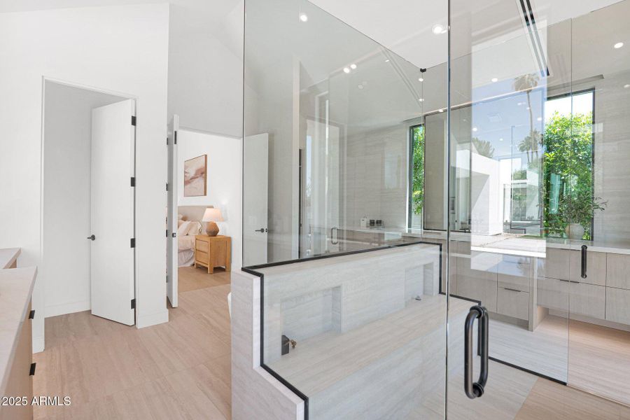 13-web-or-mls-P1223393