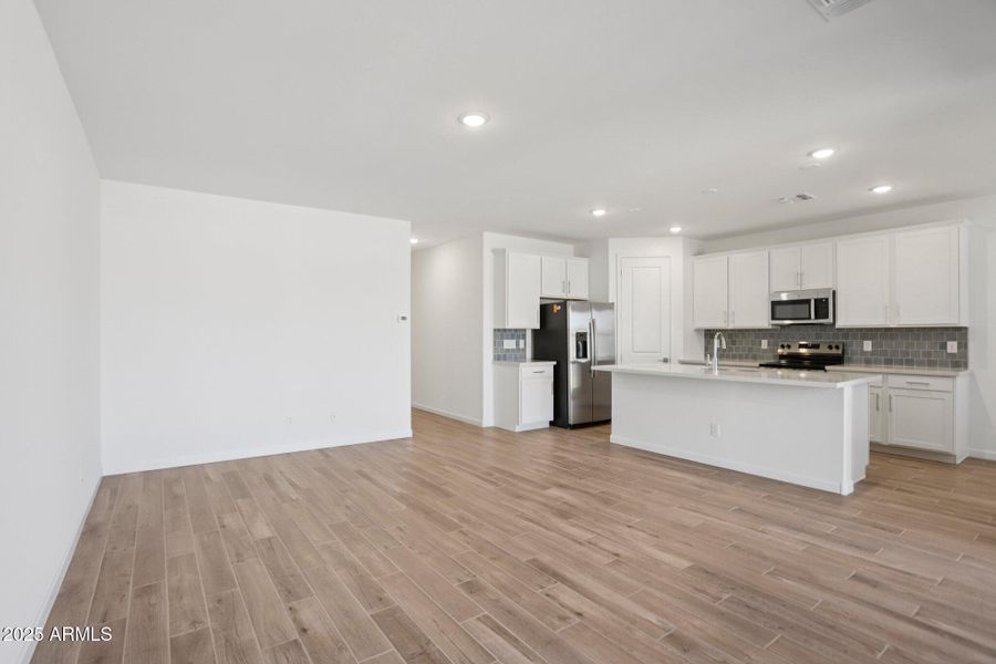 5-web-or-mls-La Senda Dr W-S2409-005 5-web-or-mls-La Senda Dr W-S2409-005