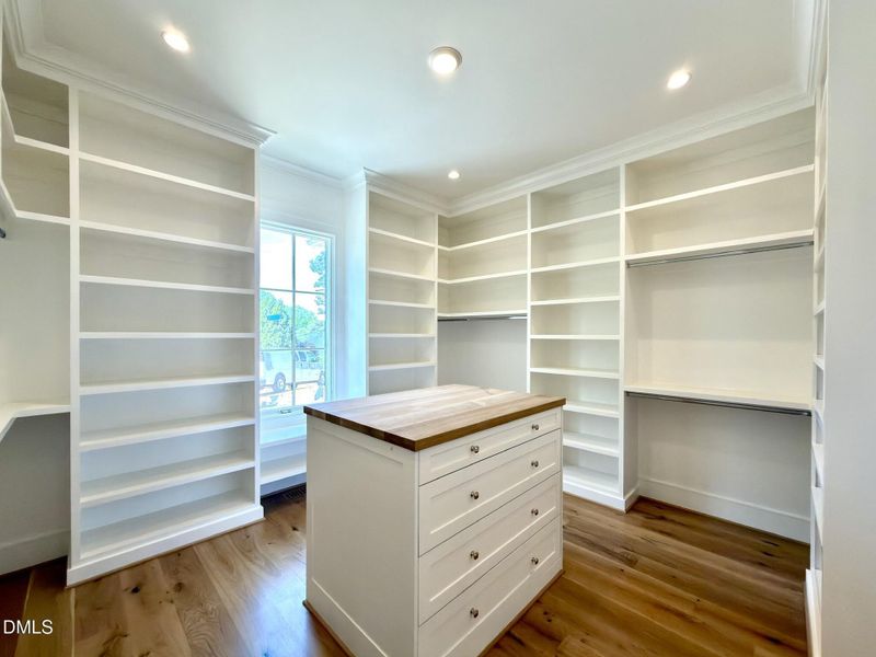 DB9145D3-BA0D-4728-890F-9660157891CC_1_1