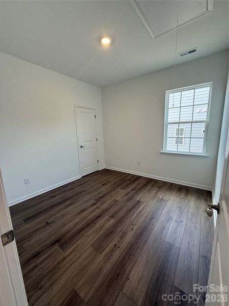 Spacious, unfurnished interior of a new home in Roselyn, Lancaster (Image 9).