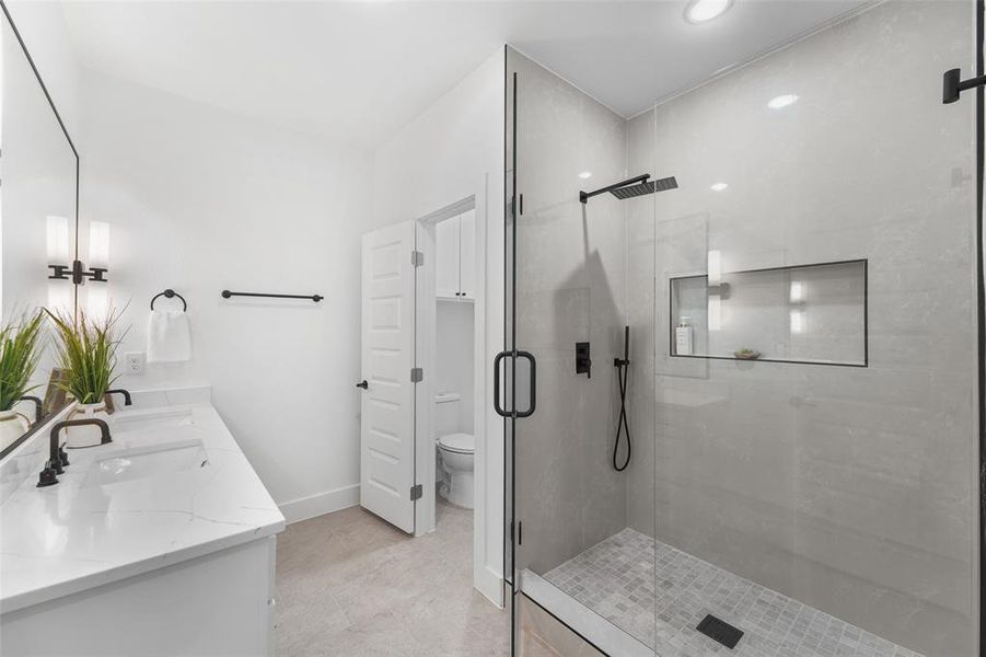 Furnished interior view inside a new home in , Fort Worth (Image 9).