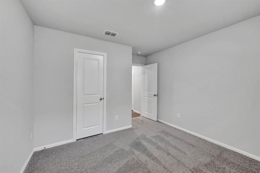 Spacious, unfurnished interior of a new home in Verandah, Royse City (Image 30). Spacious, unfurnished interior of a new home in Verandah, Royse City (Image 30).