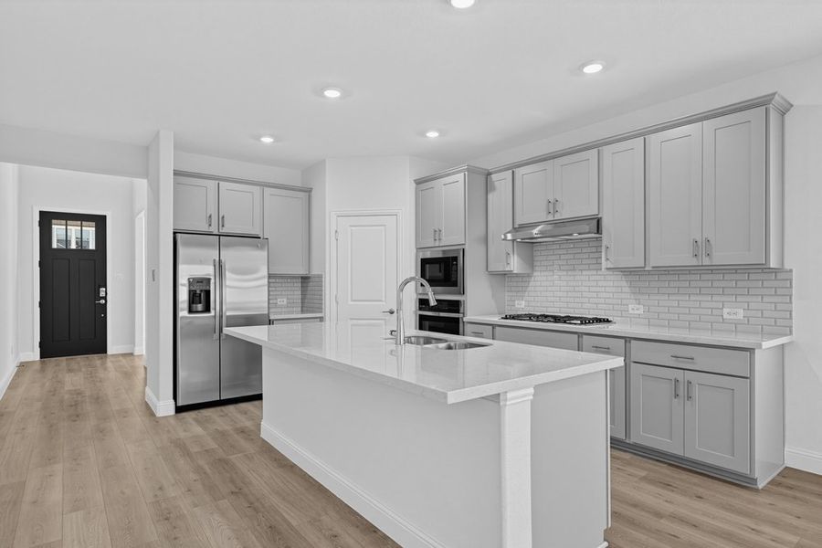 Furnished interior view inside a new home in Madero 50s, Fort Worth (Image 5).