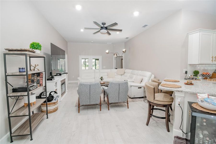 Furnished interior view inside a new home in , Auburndale (Image 6).