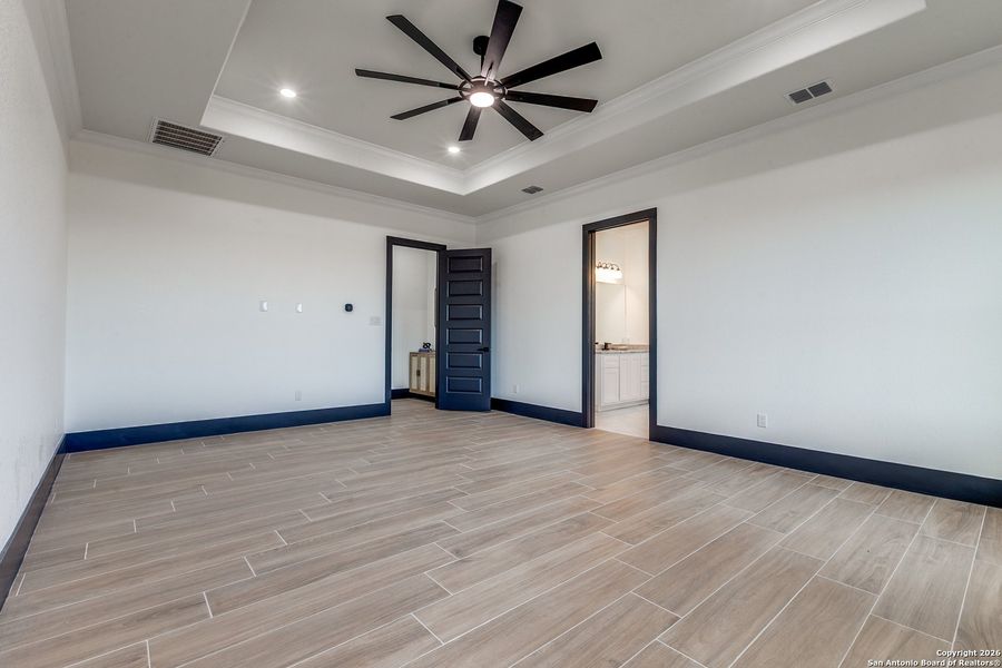 Spacious, unfurnished interior of a new home in , Castroville (Image 32).