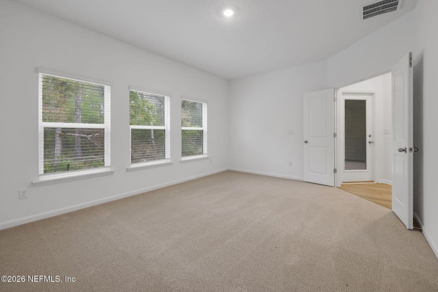 Spacious, unfurnished interior of a new home in Jennings Farm, Middleburg (Image 21). Spacious, unfurnished interior of a new home in Jennings Farm, Middleburg (Image 21).