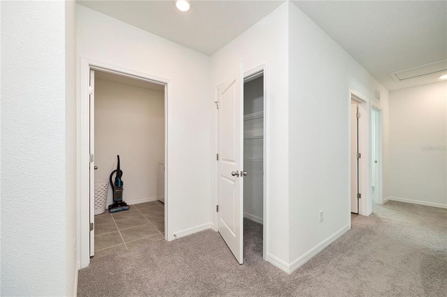 Spacious, unfurnished interior of a new home in Westgate at Avalon Park, Wesley Chapel (Image 45).