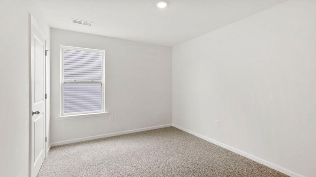 Spacious, unfurnished interior of a new home in Treemont Commons, Wellford (Image 29).