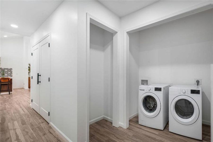 Furnished interior view inside a new home in , Atlanta (Image 35).