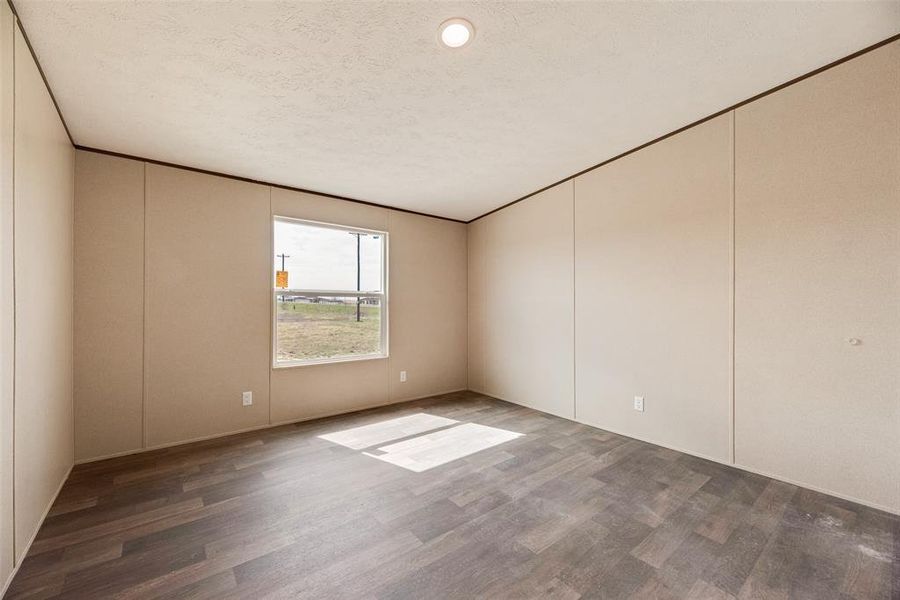 Spacious, unfurnished interior of a new home in , Terrell (Image 20).