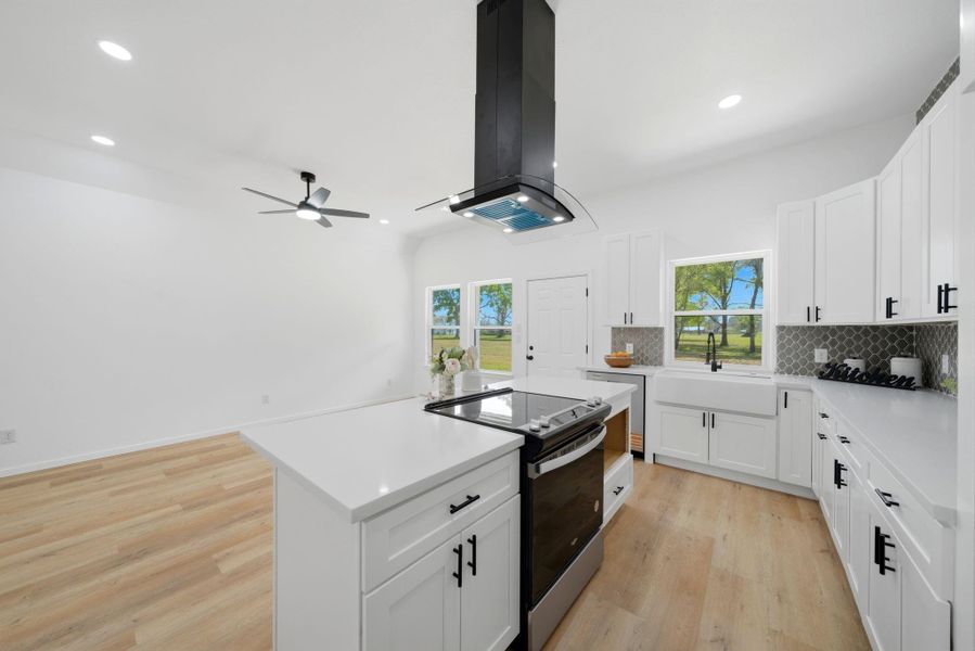 Furnished interior view inside a new home in , West Columbia (Image 5).