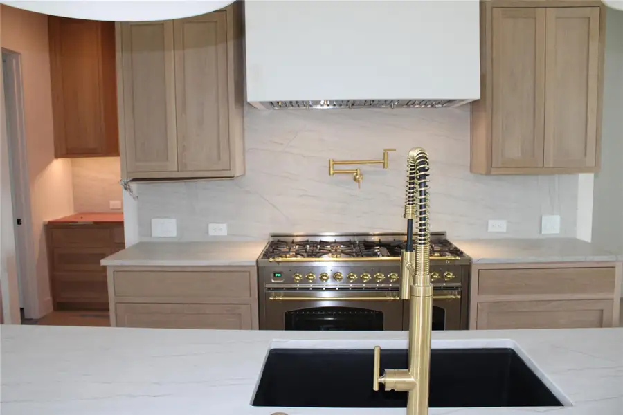 Furnished interior view inside a new home in , Horseshoe Bay (Image 14). Furnished interior view inside a new home in , Horseshoe Bay (Image 14).