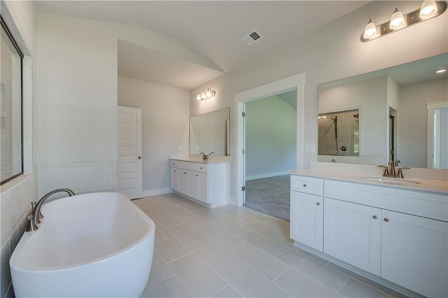 Furnished interior view inside a new home in , Senoia (Image 7).