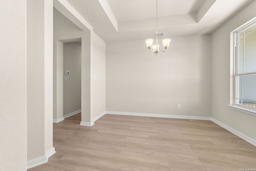 Spacious, unfurnished interior of a new home in Bonita Vista, Pleasanton (Image 18).