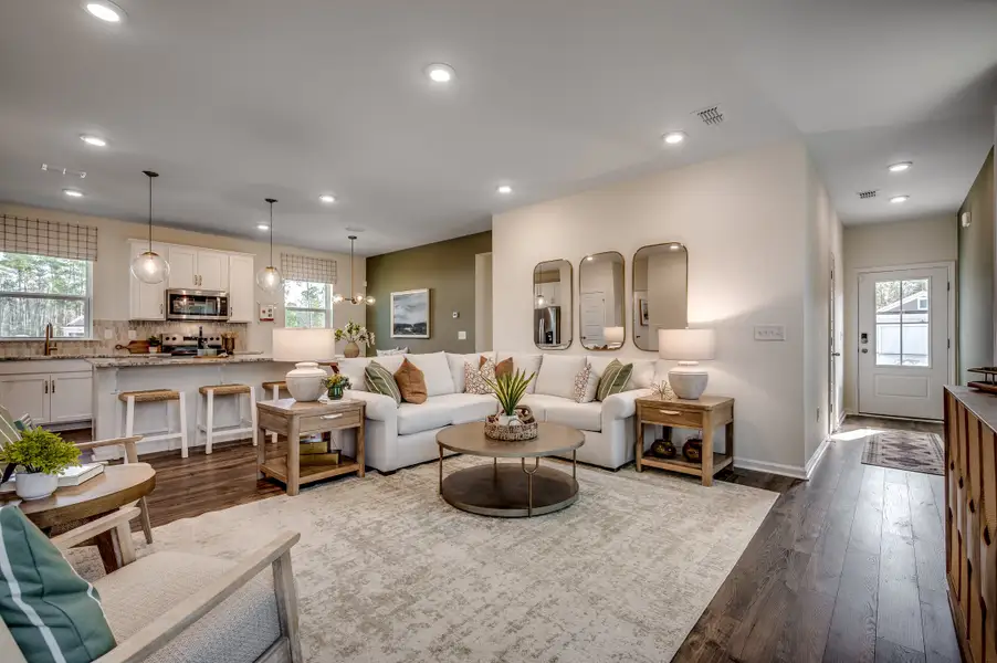 Furnished interior view inside a new home in Somerset, Myrtle Beach (Image 9).