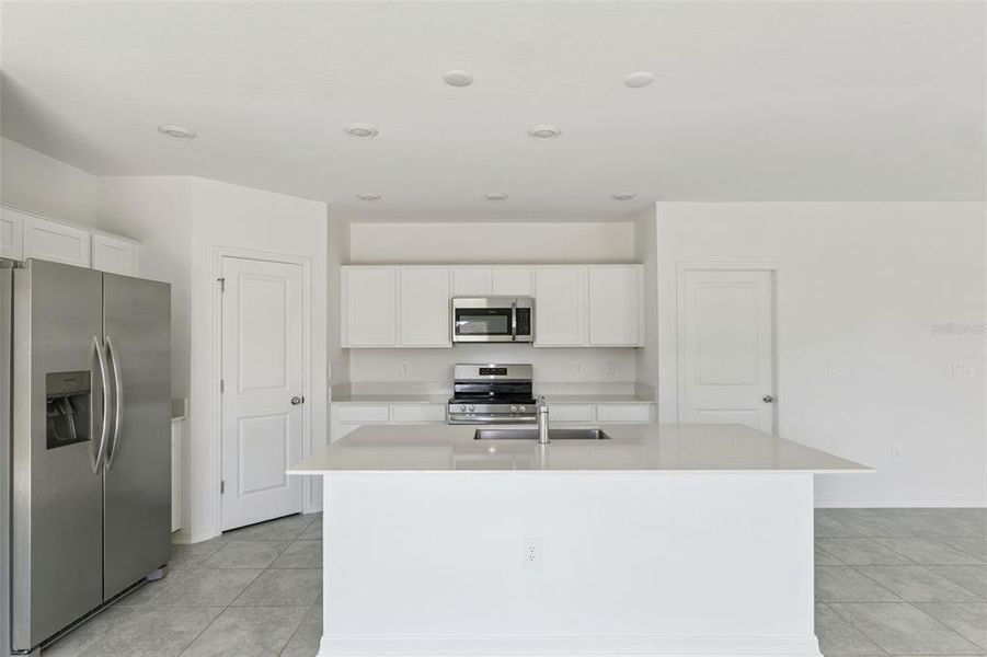 Furnished interior view inside a new home in Peace Creek Reserve: Legacy Collection, Winter Haven (Image 6). Furnished interior view inside a new home in Peace Creek Reserve: Legacy Collection, Winter Haven (Image 6).