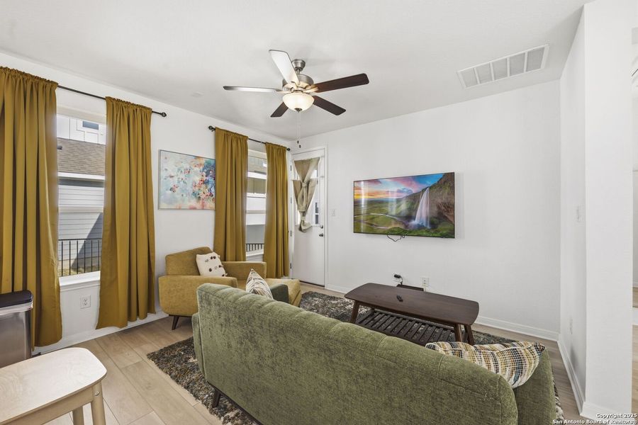 Furnished interior view inside a new home in , New Braunfels (Image 6).