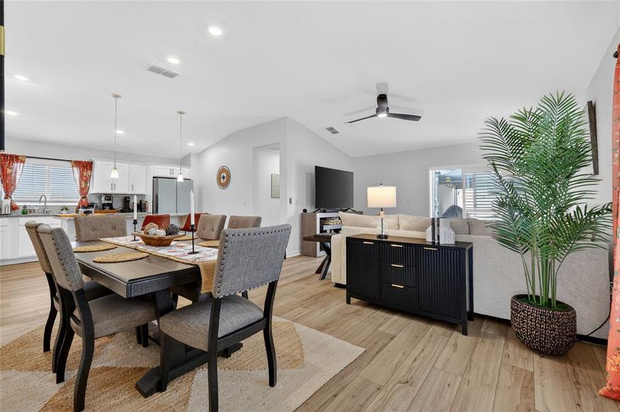 Furnished interior view inside a new home in , Clermont (Image 12).