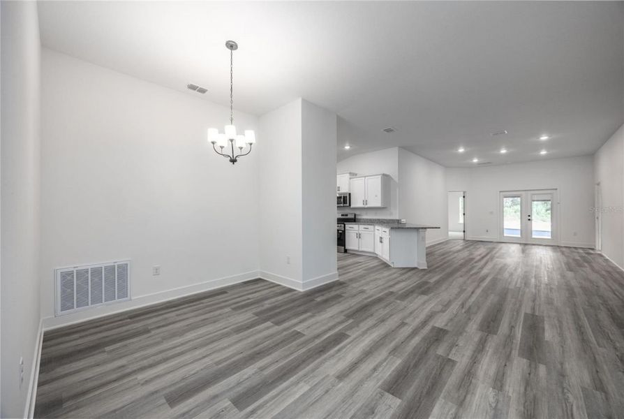 Spacious, unfurnished interior of a new home in Kirkland Farms, Alachua (Image 16). Spacious, unfurnished interior of a new home in Kirkland Farms, Alachua (Image 16).