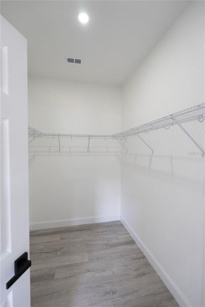 Spacious, unfurnished interior of a new home in , Apopka (Image 16).